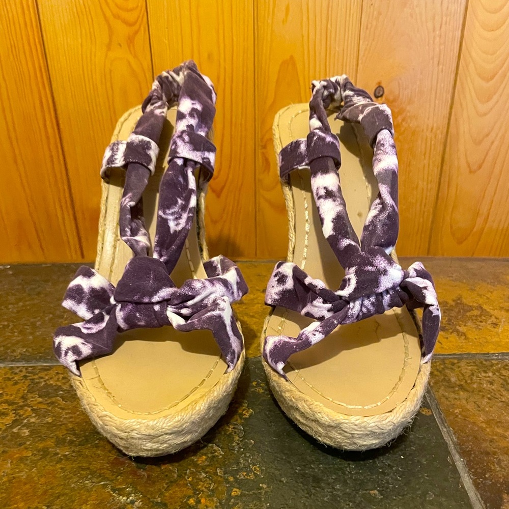 Tie Dye Wedges